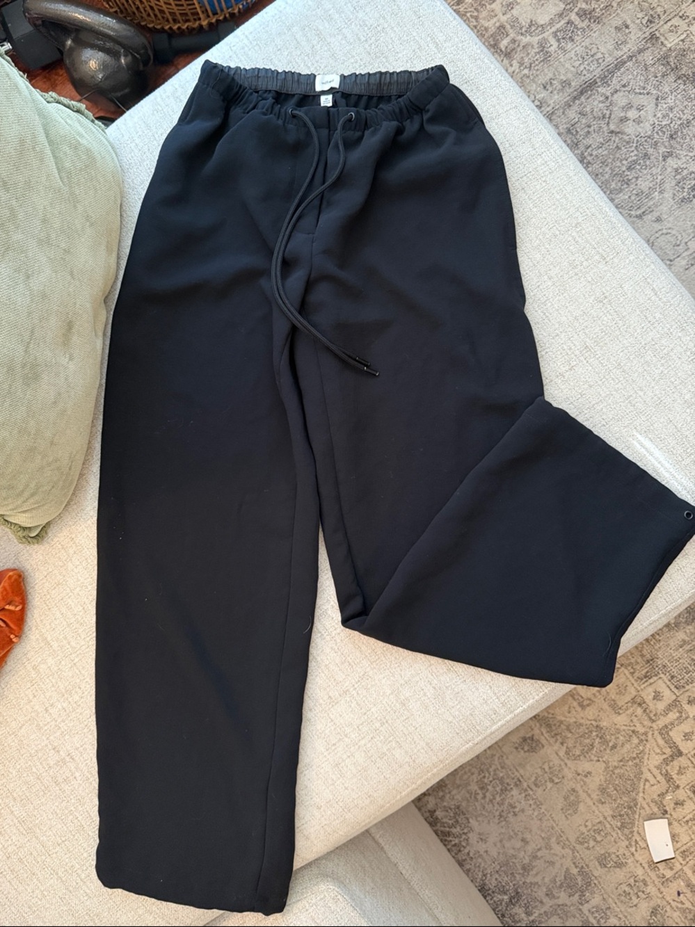 Aritzia Wilfred Black Relaxed Wideleg Drawstring Trousers Pants